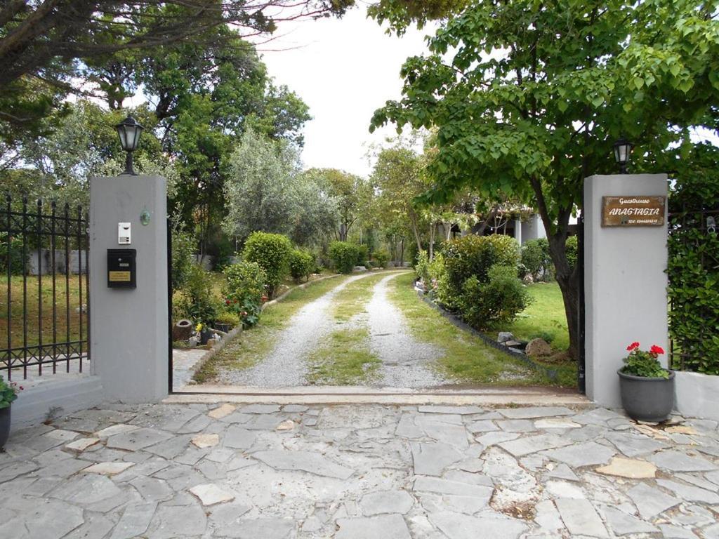 Anastasia Nea Nea Makri Esterno foto